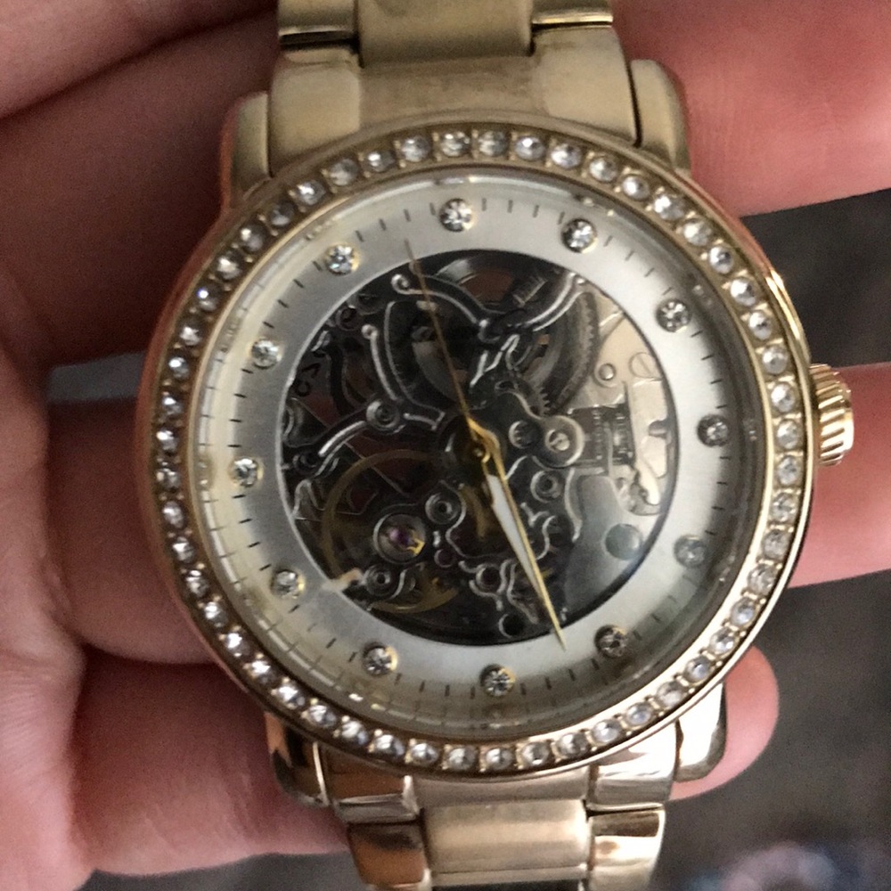 kenneth cole stainless steel gold watch - Picture 5 of 5